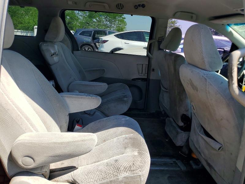 53540116 :رقم المزاد ، 5TDKK3DC7BS150387 vin ، 2011 Toyota Sienna مزاد بيع