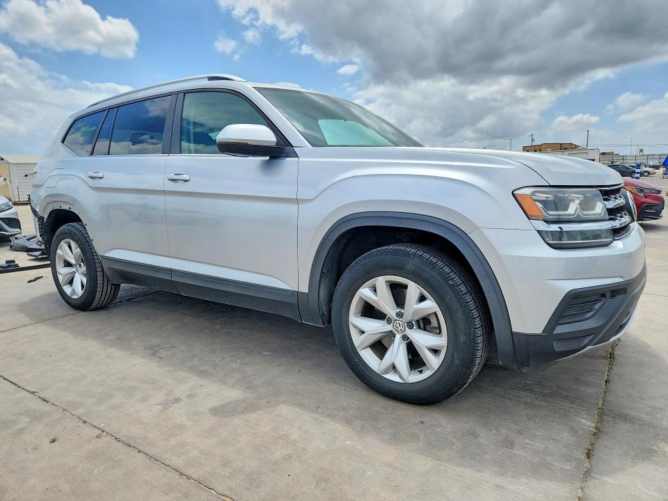 Продажа на аукционе авто 2018 Volkswagen Atlas, vin: 1V2BR2CA4JC500319, номер лота: 54128856