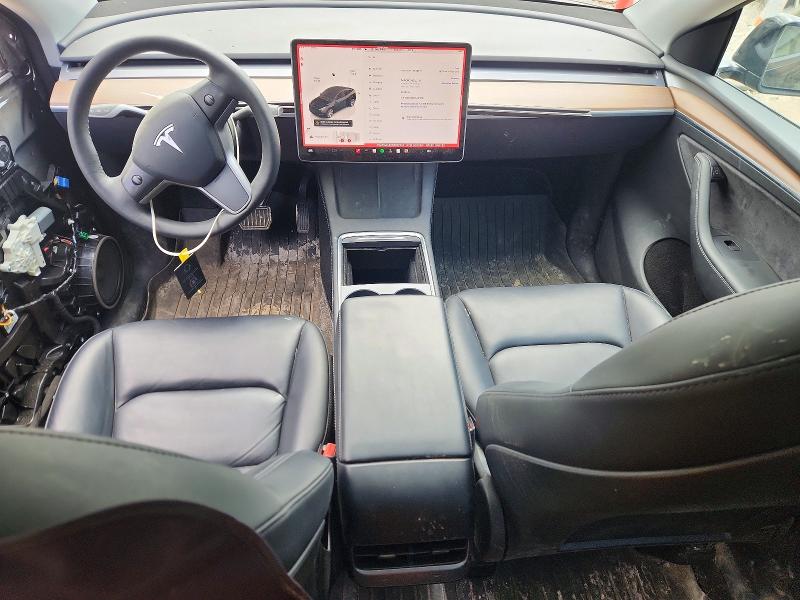52361906 :رقم المزاد ، 7SAYGAEE2NF519751 vin ، 2022 Tesla Model Y مزاد بيع