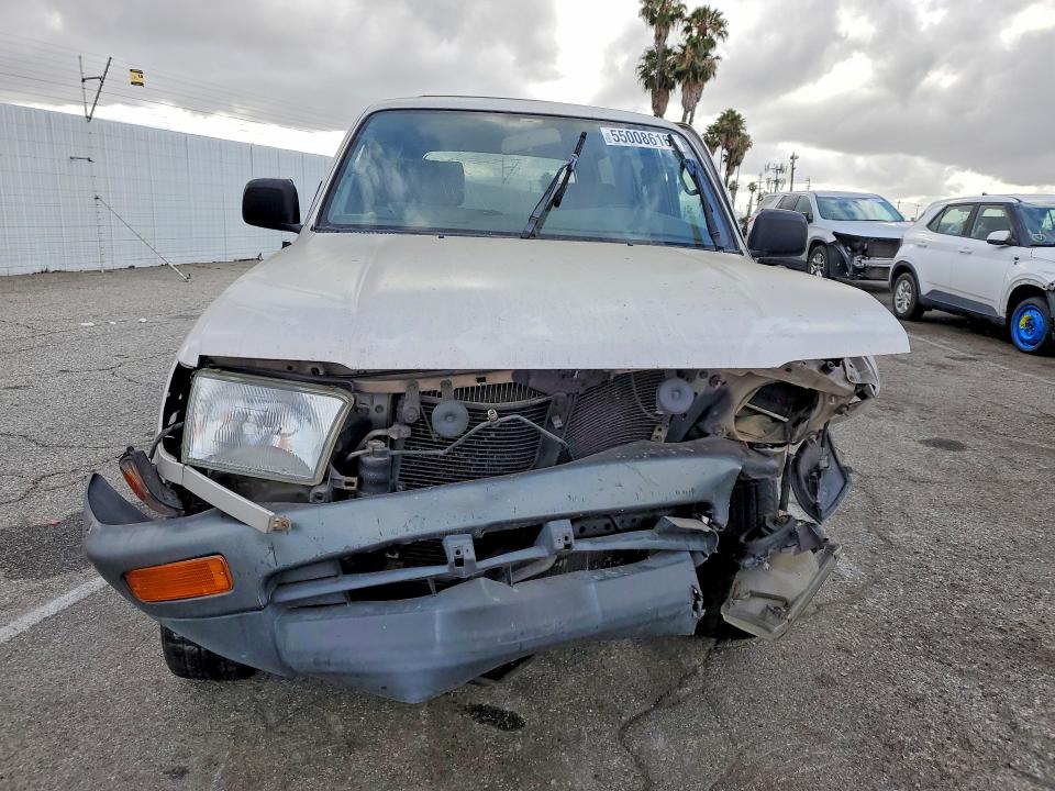 55008616 :رقم المزاد ، JT3GM84R4W0033476 vin ، 1998 Toyota 4runner مزاد بيع