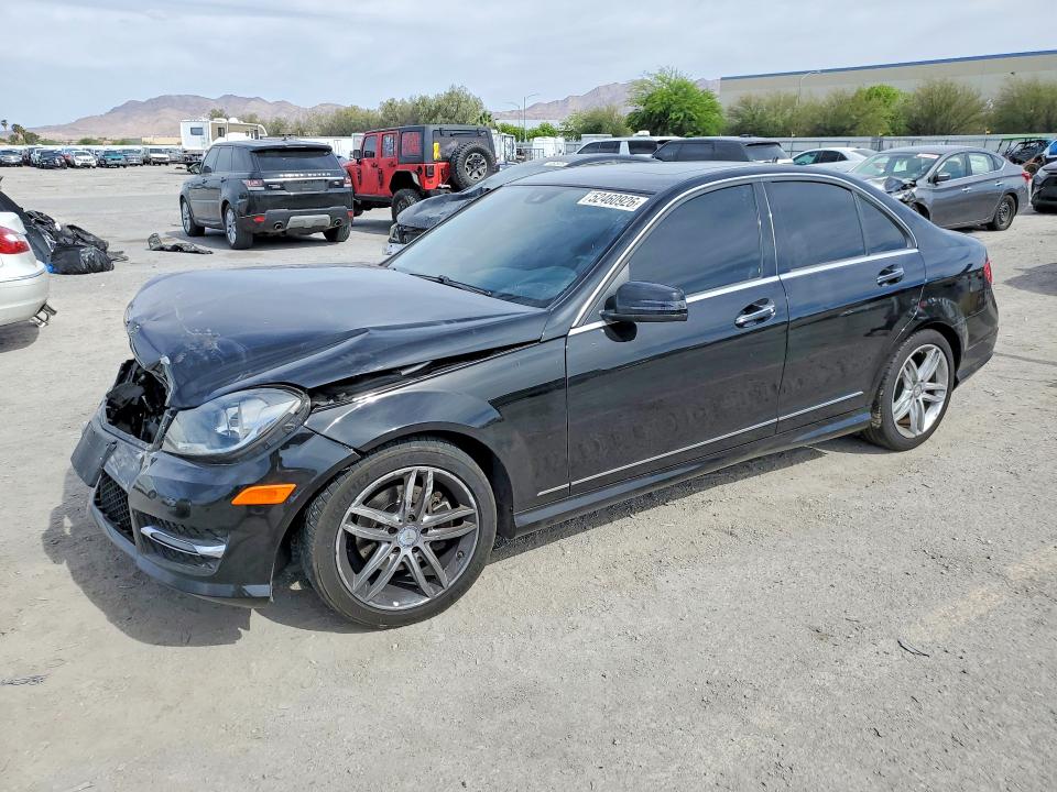Aukcja sprzedaży 2014 Mercedes-benz C, vin: WDDGF4HB9EA943800, numer aukcji: 52460926