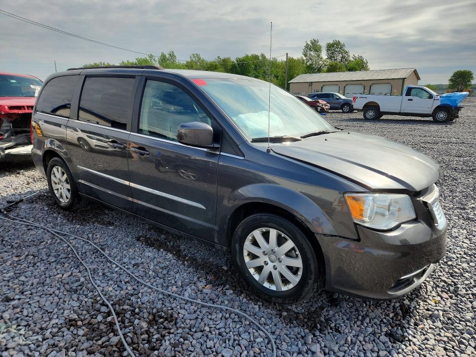 2016 Chrysler Town & Country მანქანა იყიდება აუქციონზე, vin: 2C4RC1BG0GR295633, აუქციონის ნომერი: 53632756