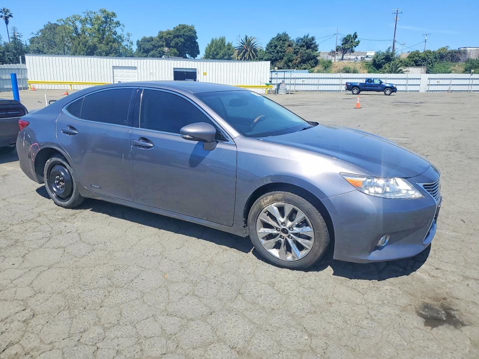 Продажа на аукционе авто 2013 Lexus Es, vin: JTHBW1GG2D2017648, номер лота: 53290166