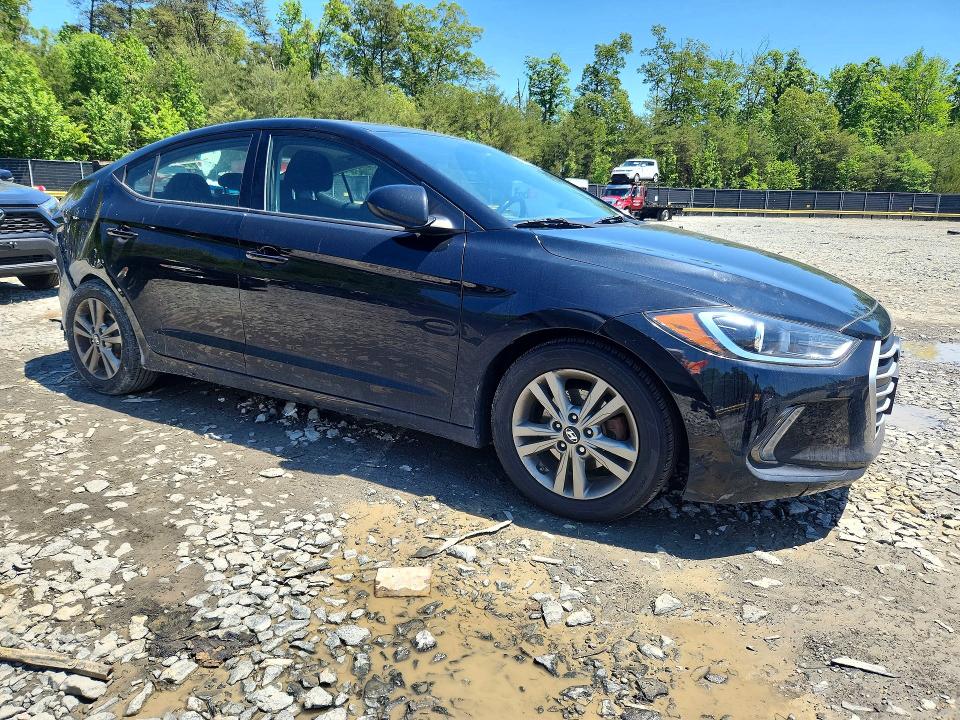 53384146 :رقم المزاد ، 5NPD84LF2JH334732 vin ، 2018 Hyundai Elantra مزاد بيع