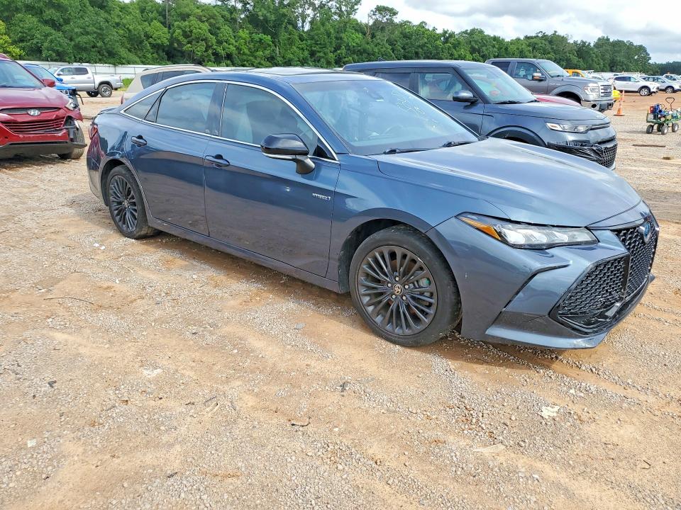 54584026 :رقم المزاد ، 4T1EA1AB8MU007149 vin ، 2021 Toyota Avalon مزاد بيع