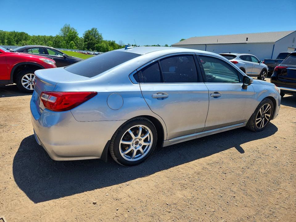2017 Subaru Legacy მანქანა იყიდება აუქციონზე, vin: 4S3BNAS6XH3057155, აუქციონის ნომერი: 52230356