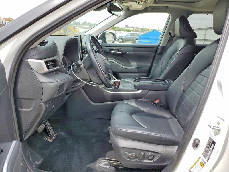 Продажа на аукционе авто 2022 Toyota Highlander, vin: 5TDGZRBHXNS561502, номер лота: 52427546