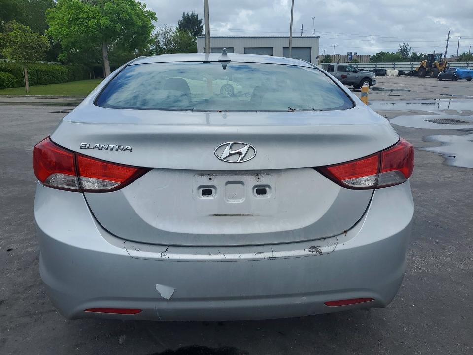 53833066 :رقم المزاد ، KMHDH4AE3CU328761 vin ، 2012 Hyundai Elantra مزاد بيع