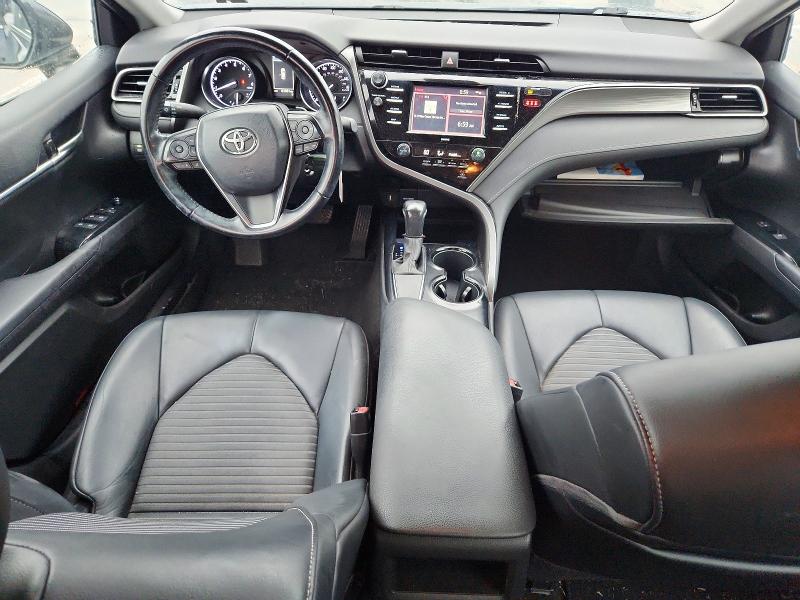 2020 Toyota Camry მანქანა იყიდება აუქციონზე, vin: 4T1G11AK3LU909649, აუქციონის ნომერი: 51880526