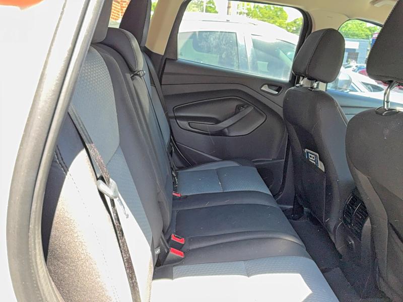 52552816 :رقم المزاد ، 1FMCU0GDXHUA53654 vin ، 2017 Ford Escape مزاد بيع