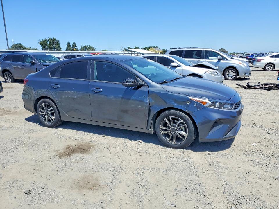 Продажа на аукционе авто 2023 Kia Forte, vin: 3KPF24AD0PE647335, номер лота: 52966606