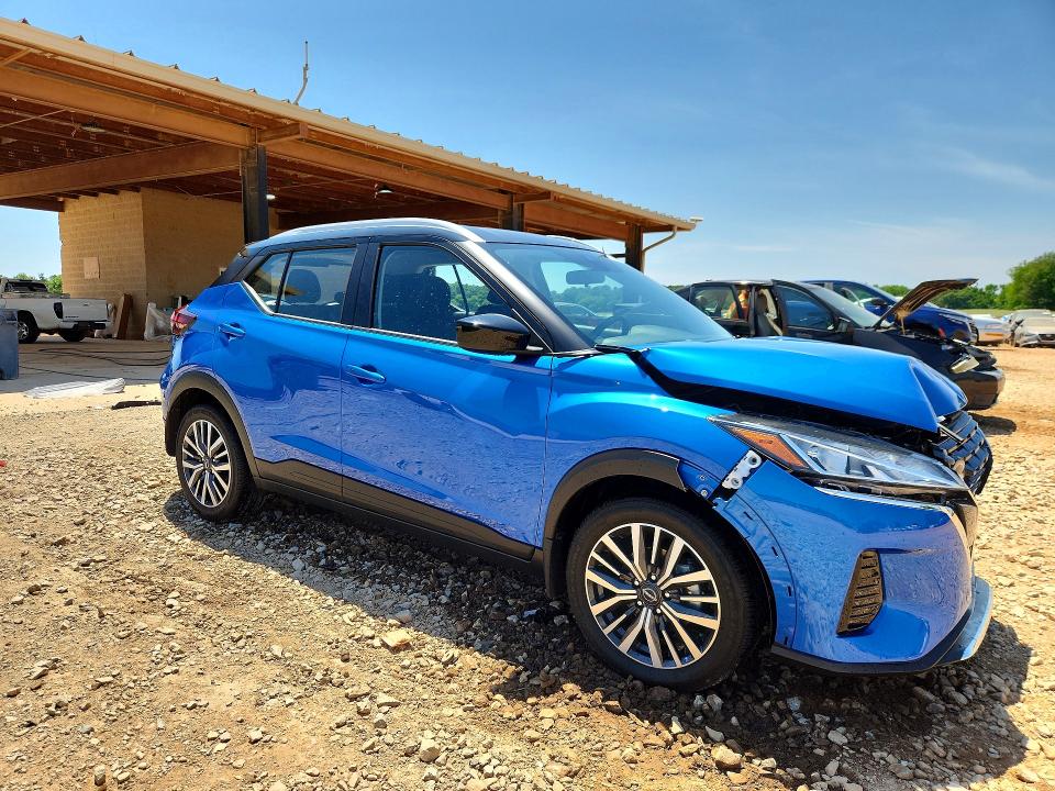2024 Nissan Kicks მანქანა იყიდება აუქციონზე, vin: 3N1CP5CV3RL487789, აუქციონის ნომერი: 53617776