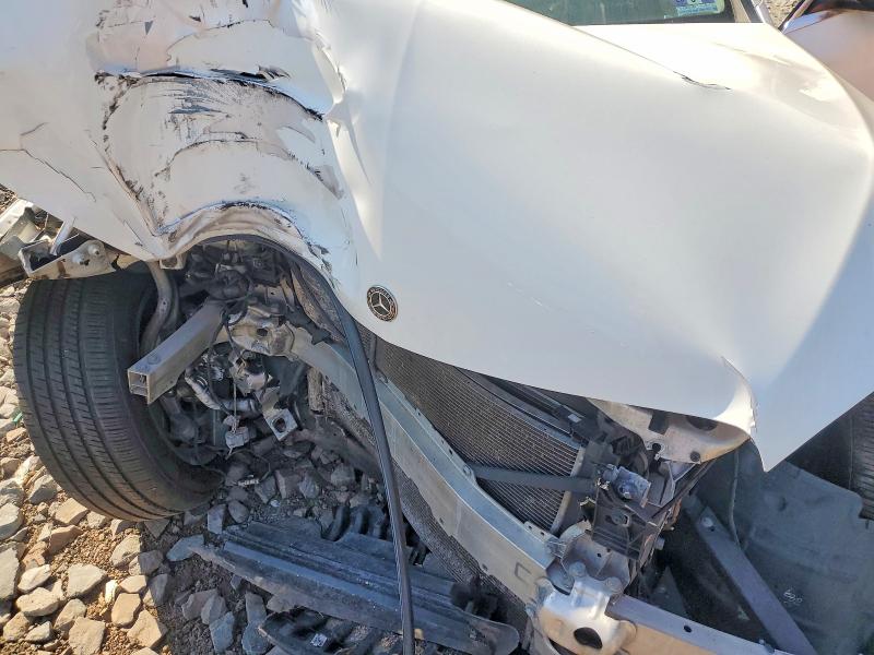 52950676 :رقم المزاد ، 55SWF4JB2HU233681 vin ، 2017 Mercedes-benz C مزاد بيع