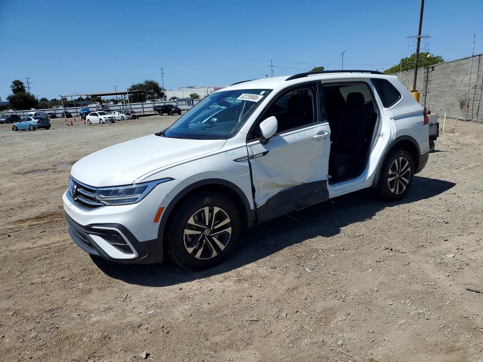 Aukcja sprzedaży 2024 Volkswagen Tiguan, vin: 3VVRB7AX1RM196239, numer aukcji: 52235906
