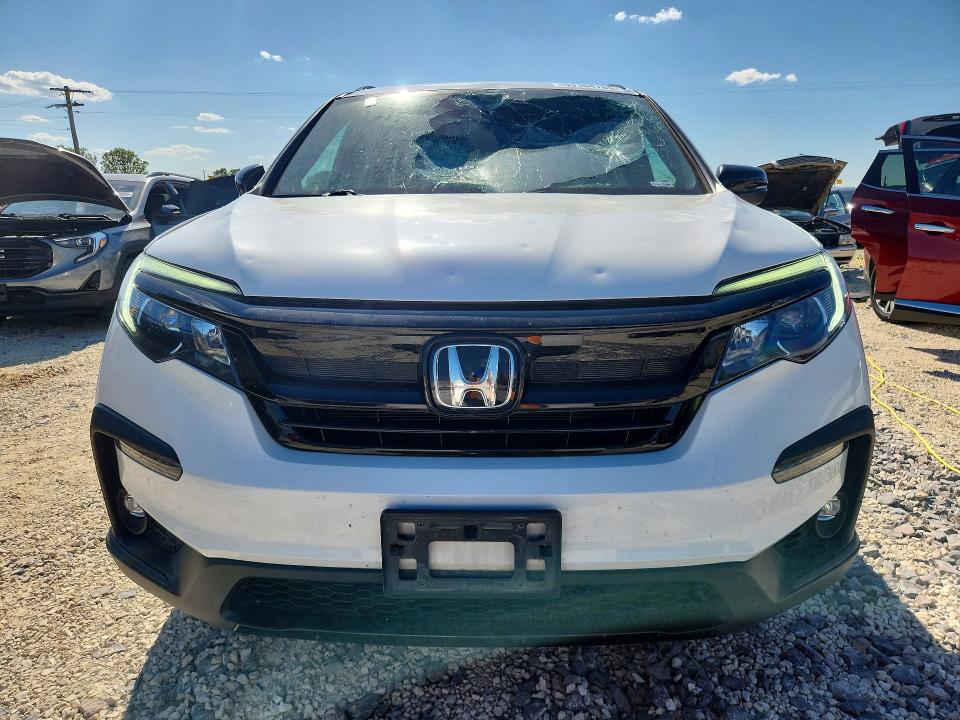 53104786 :رقم المزاد ، 5FNYF6H81NB071778 vin ، 2022 Honda Pilot مزاد بيع