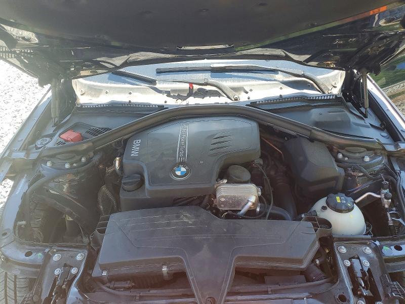 2016 Bmw 328 მანქანა იყიდება აუქციონზე, vin: WBA8Z5C57GGS37659, აუქციონის ნომერი: 54046696