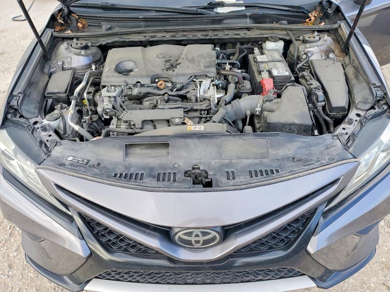 54787856 :رقم المزاد ، 4T1B61HKXKU195583 vin ، 2019 Toyota Camry مزاد بيع