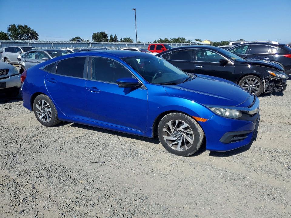 54143256 :رقم المزاد ، 19XFC2F71GE221805 vin ، 2016 Honda Civic مزاد بيع