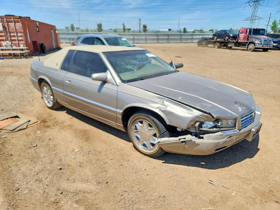 54922506 :رقم المزاد ، 1G6EL12Y1YU132195 vin ، 2000 Cadillac Eldorado مزاد بيع