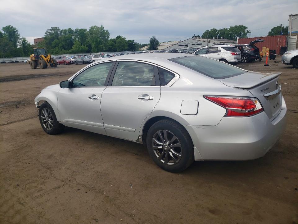 2015 Nissan Altima მანქანა იყიდება აუქციონზე, vin: 1N4AL3AP9FC213759, აუქციონის ნომერი: 55014516