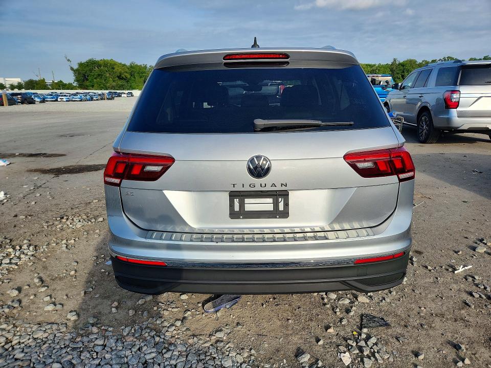 2022 Volkswagen Tiguan მანქანა იყიდება აუქციონზე, vin: 3VV3B7AX6NM020092, აუქციონის ნომერი: 53390356