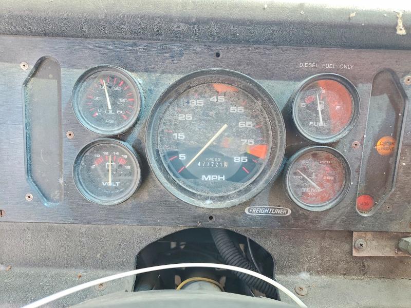 Продажа на аукционе авто 2000 Freightliner Chassis, vin: 4UZA4FA46YCF82045, номер лота: 50566306