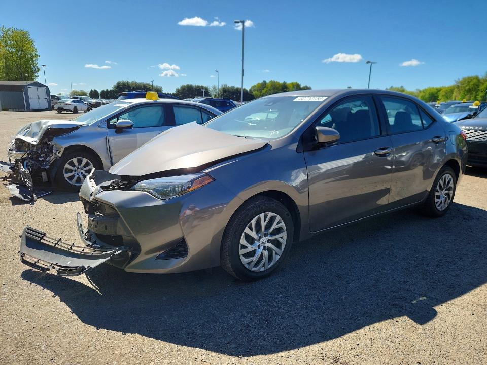 Продажа на аукционе авто 2018 Toyota Corolla, vin: 2T1BURHE6JC118353, номер лота: 52710156