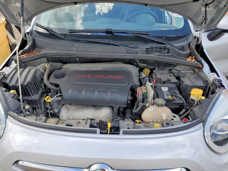 52461016 :رقم المزاد ، ZFBCFXDB0HP626797 vin ، 2017 Fiat 500x مزاد بيع
