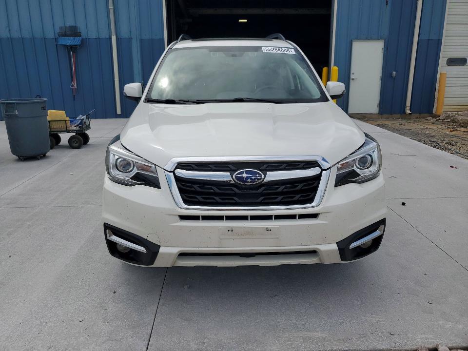 55254006 :رقم المزاد ، JF2SJAWC5JH528070 vin ، 2018 Subaru Forester مزاد بيع
