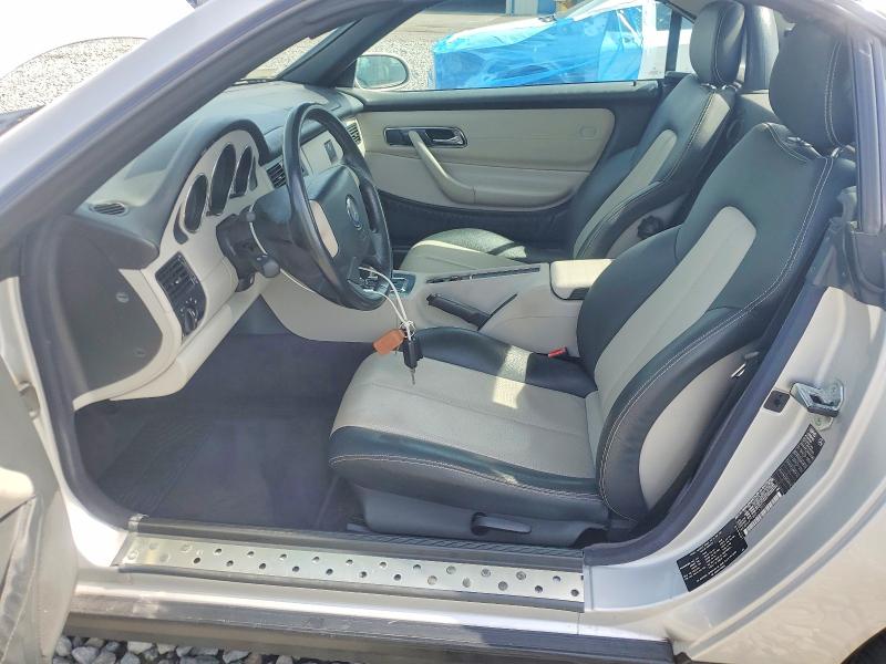 1999 Mercedes-benz Slk მანქანა იყიდება აუქციონზე, vin: WDBKK47F8XF117531, აუქციონის ნომერი: 55321416