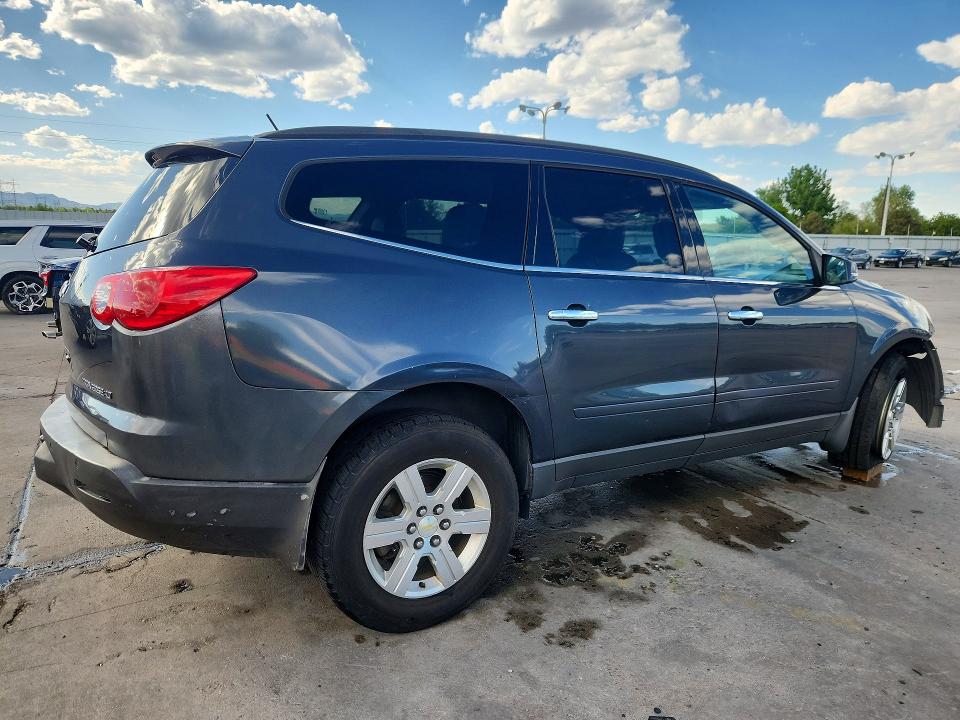 2011 Chevrolet Traverse მანქანა იყიდება აუქციონზე, vin: 1GNKVJED0BJ378142, აუქციონის ნომერი: 53788596