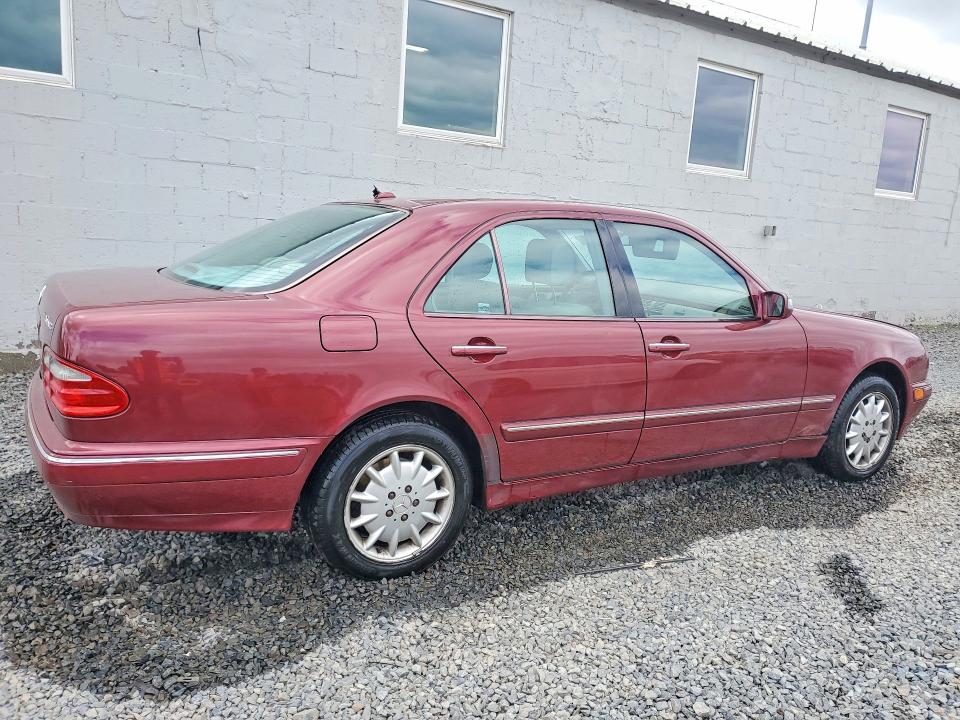 Продажа на аукционе авто 2002 Mercedes-benz E, vin: WDBJF82JX2X064403, номер лота: 52907196