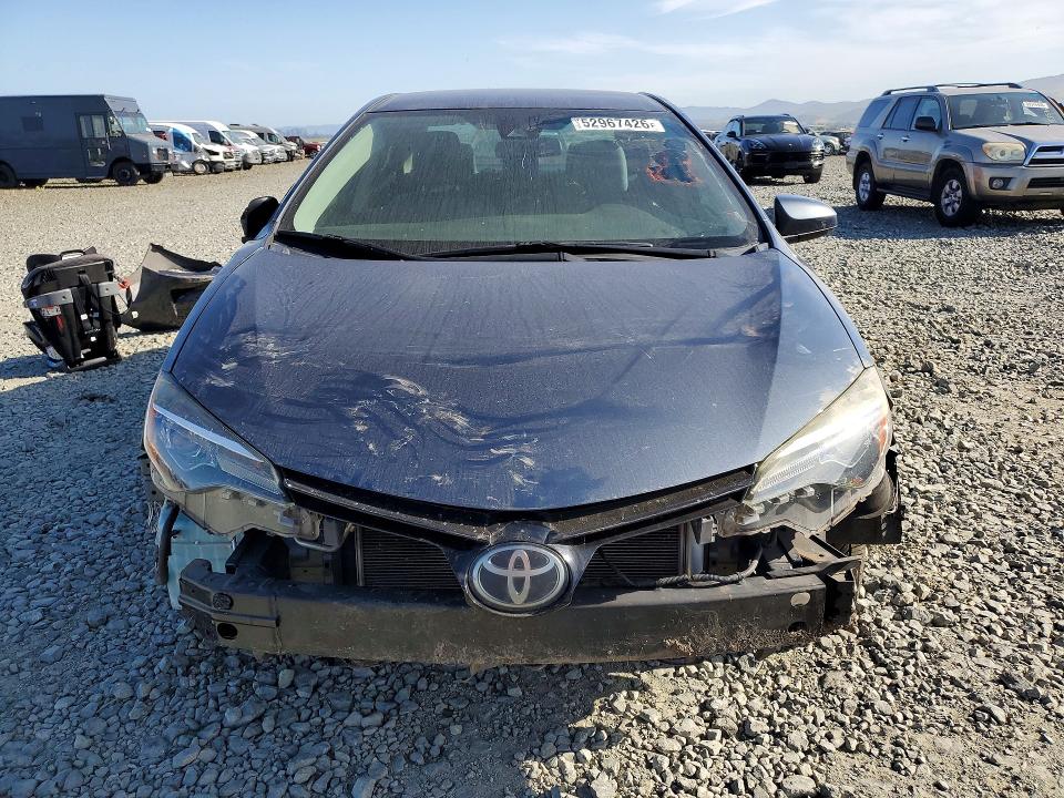 52967426 :رقم المزاد ، 2T1BURHE7JC989830 vin ، 2018 Toyota Corolla مزاد بيع