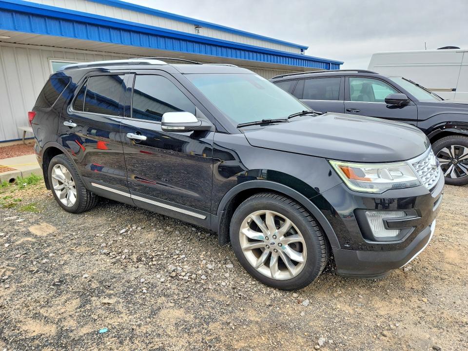 54500086 :رقم المزاد ، 1FM5K8HT7HGB13858 vin ، 2017 Ford Explorer مزاد بيع