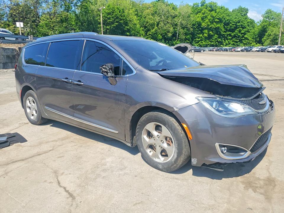 54547726 :رقم المزاد ، 2C4RC1EG3HR543077 vin ، 2017 Chrysler Pacifica مزاد بيع