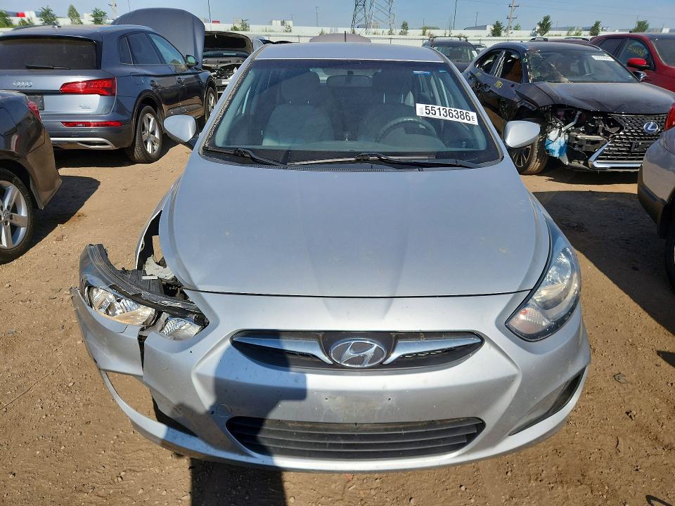 2013 Hyundai Accent მანქანა იყიდება აუქციონზე, vin: KMHCT4AE1DU543549, აუქციონის ნომერი: 55136386