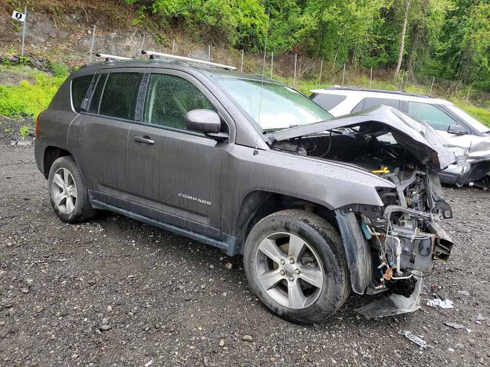 2016 Jeep Compass მანქანა იყიდება აუქციონზე, vin: 1C4NJDEB2GD696612, აუქციონის ნომერი: 52937236