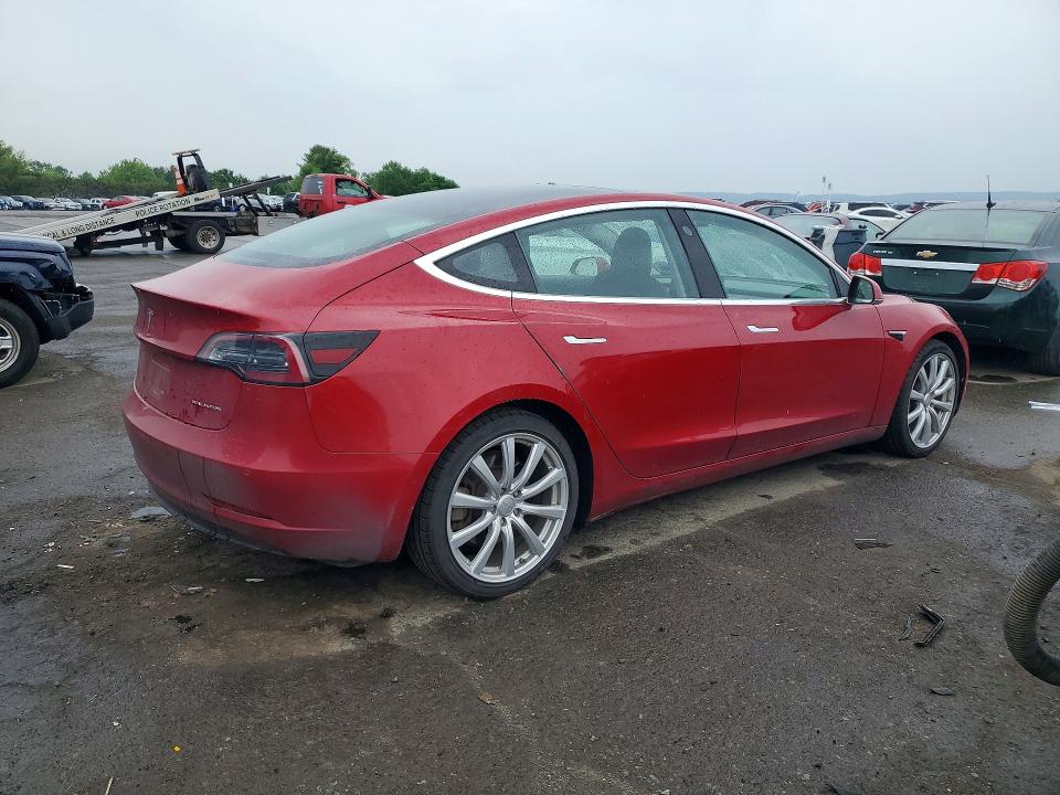 54295676 :رقم المزاد ، 5YJ3E1EB6JF111475 vin ، 2018 Tesla Model 3 مزاد بيع