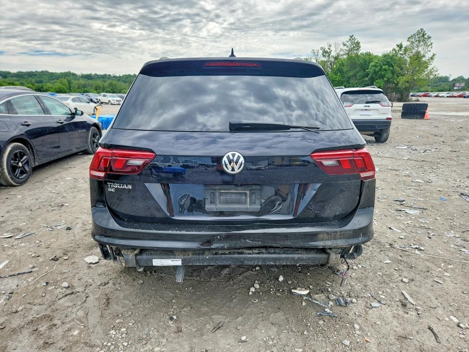 Продажа на аукционе авто 2021 Volkswagen Tiguan, vin: 3VV3B7AX3MM105955, номер лота: 54091846