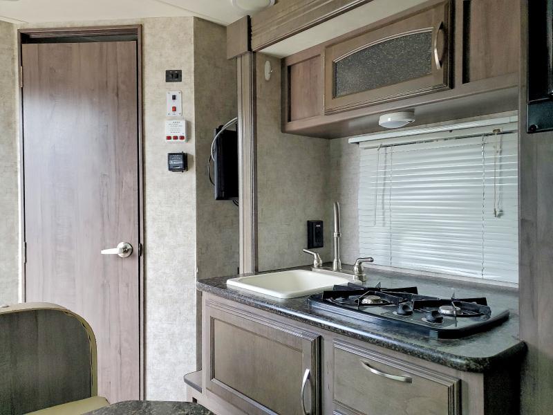 Aukcja sprzedaży 2017 Winnebago M-170s, vin: 54CTW1H29H3032009, numer aukcji: 51681636