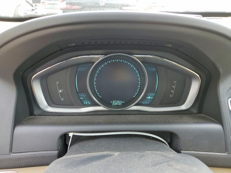 Продажа на аукционе авто 2015 Volvo Xc60, vin: YV4902RD9F2585647, номер лота: 54726286