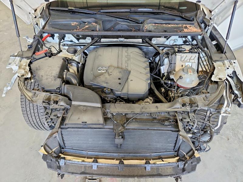 53979366 :رقم المزاد ، WA1AAAFYXM2004209 vin ، 2021 Audi Q5 مزاد بيع