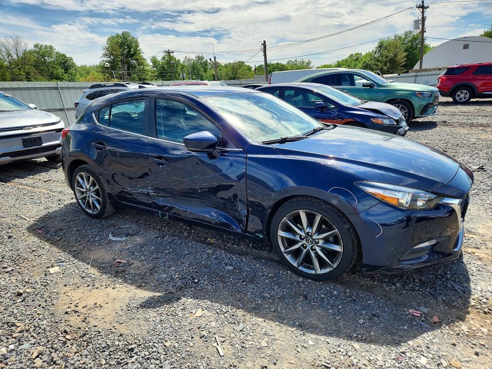 Продажа на аукционе авто 2018 Mazda 3, vin: 3MZBN1L30JM223317, номер лота: 55016916