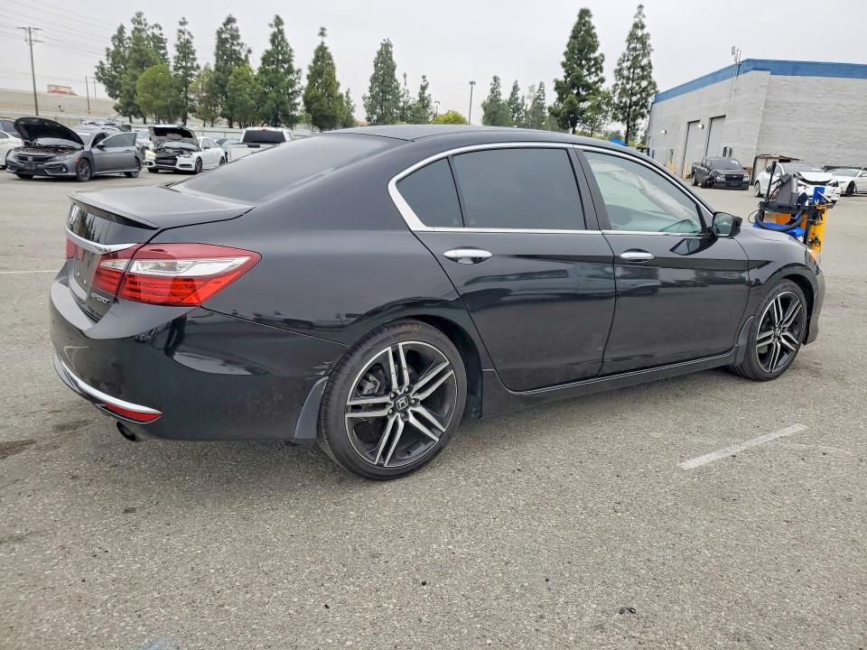 2016 Honda Accord მანქანა იყიდება აუქციონზე, vin: 1HGCR2F57GA245465, აუქციონის ნომერი: 51905976