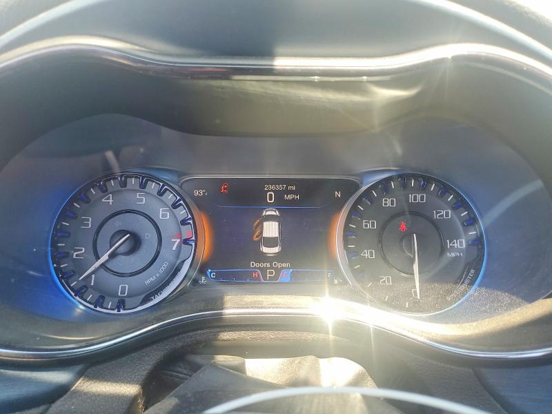 2015 Chrysler 200 მანქანა იყიდება აუქციონზე, vin: 1C3CCCBG3FN506275, აუქციონის ნომერი: 52293356