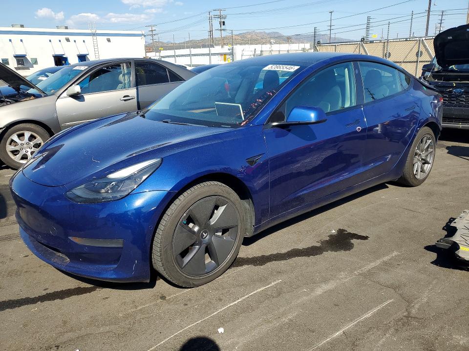 52865546 :رقم المزاد ، 5YJ3E1EA8MF002625 vin ، 2021 Tesla Model 3 مزاد بيع
