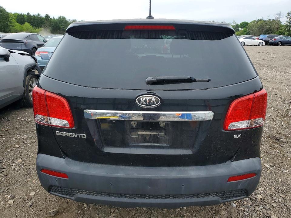 53199076 :رقم المزاد ، 5XYKU4A11BG015115 vin ، 2011 Kia Sorento مزاد بيع