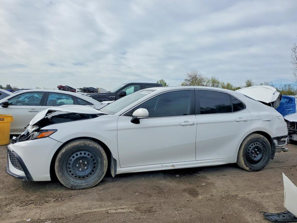 47523856 :رقم المزاد ، 4T1B21HK7PU018587 vin ، 2023 Toyota Camry مزاد بيع