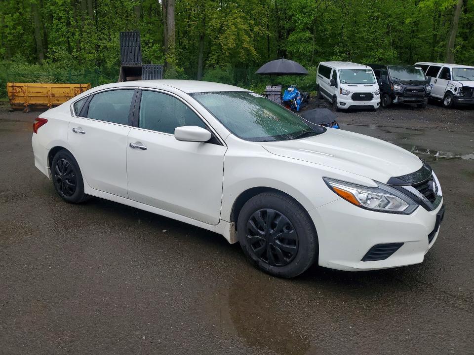53461676 :رقم المزاد ، 1N4AL3AP0JC148258 vin ، 2018 Nissan Altima مزاد بيع