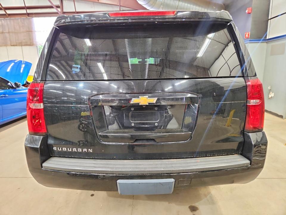 53817376 :رقم المزاد ، 1GNSKGKC7KR312602 vin ، 2019 Chevrolet Suburban مزاد بيع